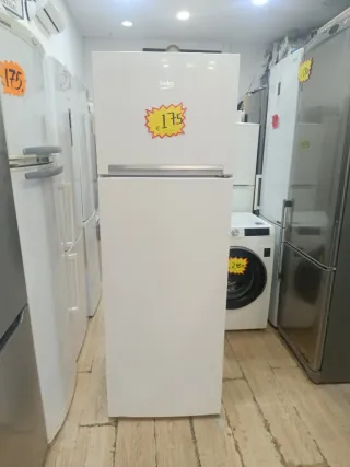 Nevera Beko con garantía y transporte