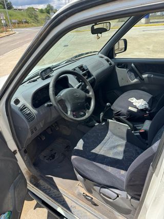 Nissan Terrano II 1998