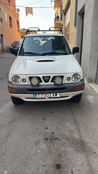 Nissan Terrano II 1998