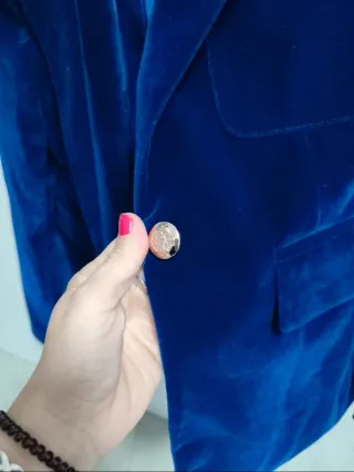 Americana de terciopelo azul