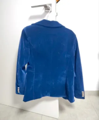 Americana de terciopelo azul