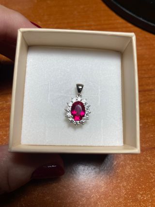 Ciondolo oro con zirconi rossi