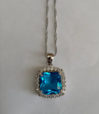 Parure collana e orecchini blu