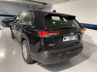 Toyota Rav4 2.5l 220H Business