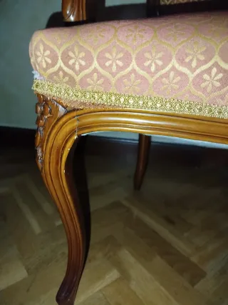 Sofá Estilo Luis XV Madera y Tela