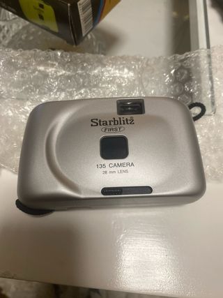 Cámara Starblitz First 35mm Amarilla