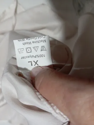 Blusa satén V-neck XL