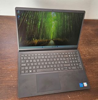 Oferta! Dell Vostro 3510 i7-11th 16GB RAM 512 NVME