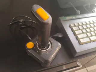 Amstrad CPC 6128 Ordenador + Joystick