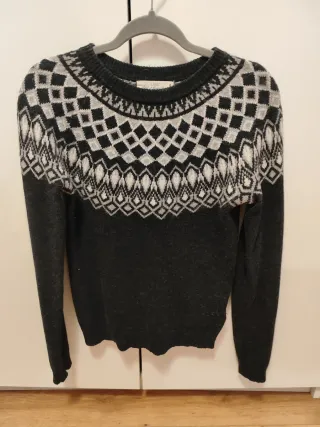 Jersey H&M invierno estampado geométrico