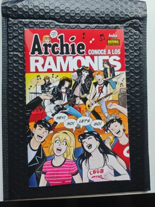 Archie conoce a los Ramones