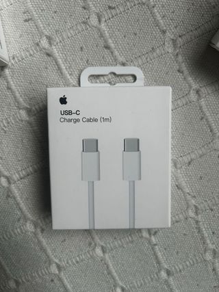 Apple Cargador USB-C 20W y Cable