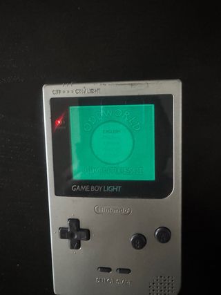 Game Boy Light + 3 Juegos