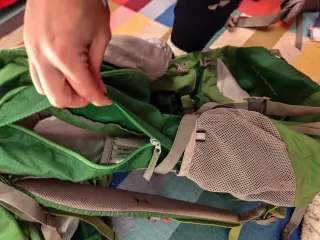 Zaino da trekking 70+10l