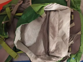 Zaino da trekking 70+10l