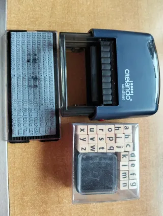 Sellos de letras y números Crelando