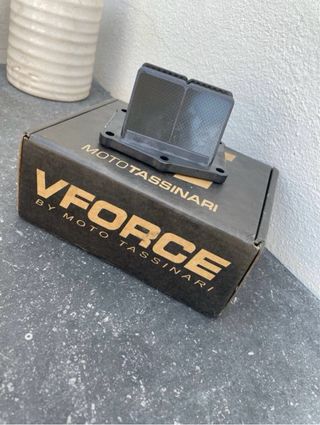 Caja de láminas V-Force 3 Moto Tassinari