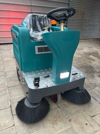 Barredora hombre a bordo STARVOX