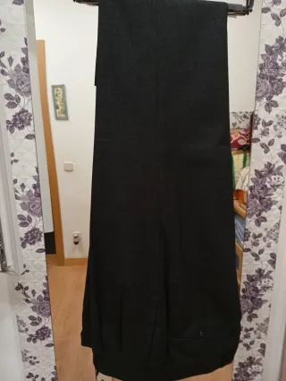 Pantalón gris Marengo talla 48