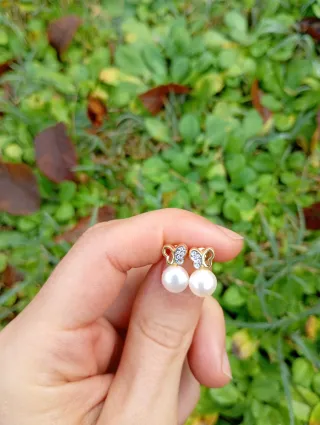 Pendientes oro 750 con perlas y mariposas