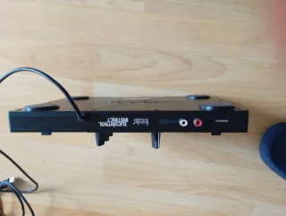 Controladora DJ Hercules DJControl Instinct