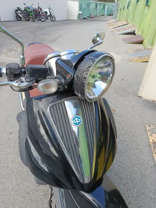 Piaggio Beverly 500 Scooter año 2005