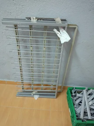 Accesorios para estanterías de tienda