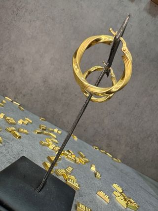 Pendientes Aro Rizado Oro 18k brillo