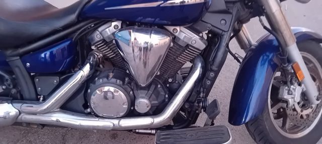 Yamaha XVS1300 Midnight Star