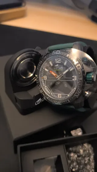 Reloj Lotus Connected Negro y Verde