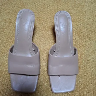 Sandalias Zara Beige