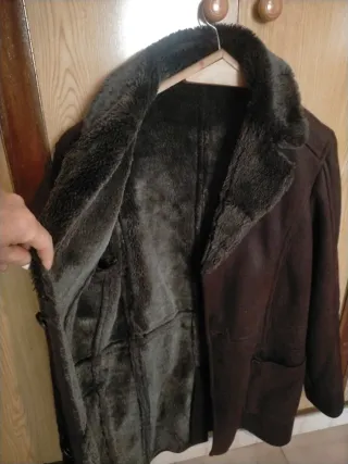 Chaquetón de piel marrón