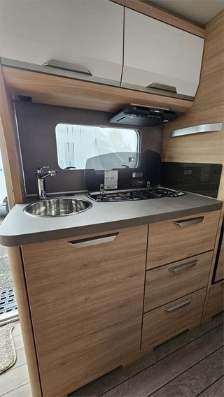 Caravana Knaus SÜDWIND 580 QS