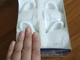 Set di 6 tazze e piatti Harmonia in porcellana