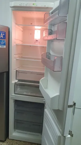 Nevera Fagor No Frost 2m x 60cm clase A++