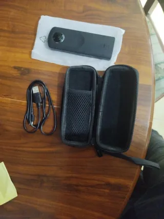 Cámara Ricoh Theta 360 Negra