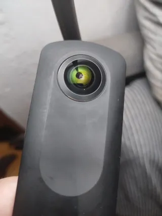Cámara Ricoh Theta 360 Negra