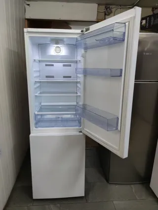 Nevera Beko 185x60cm A+ no Frost con Garantia