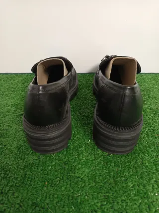 Mocasines Marco Tozzi Negros con Cadena