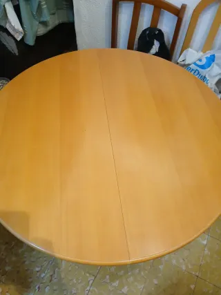 Mesa extensible comedor + 3 sillas madera