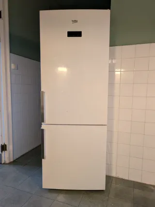Nevera Beko Gran Capacidad