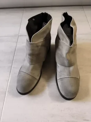 Botas de piel beis/marrón talla 39