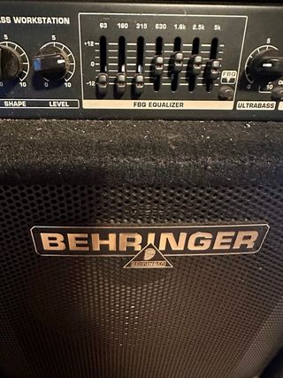 Behringer Ultrabass BXL900A Amplificador Bajo