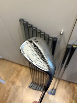 Set de hierros del 2 al P Callaway Big Bertha