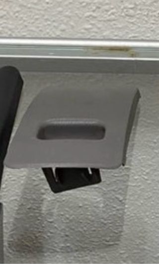 Tapa fusibles Nissan Micra K11