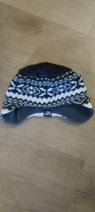 Gorra de invierno Polartec con orejeras