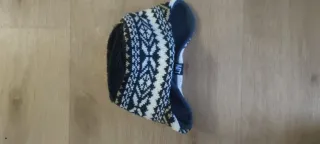 Gorra de invierno Polartec con orejeras