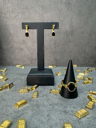 Conjunto oro 18k con granate