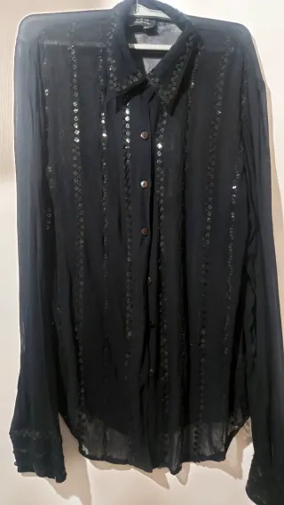 Camisa fiesta Zara lentejuelas negra