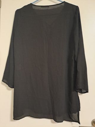 Blusa negra manga larga